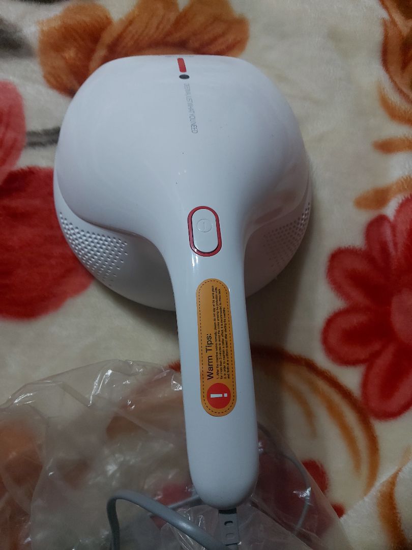 Chất lượng, giá mềm , bụi hút ra rất nhiều nhìn bề ngoài ra giường có vẻ sạch sẽ nhưng sau khi dùng máy thật bất ngờ với lượng bụi hút ra. Kinh khủng. Mn nên mua rất hiệu quả. Shop uy tín.