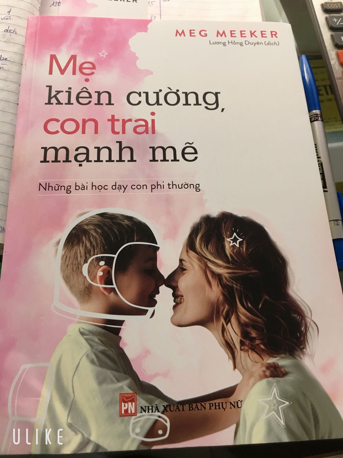 Sách rất hay, cảm ơn tác giả đã gợi mở cho tôi hướng dạy con trai yêu quý