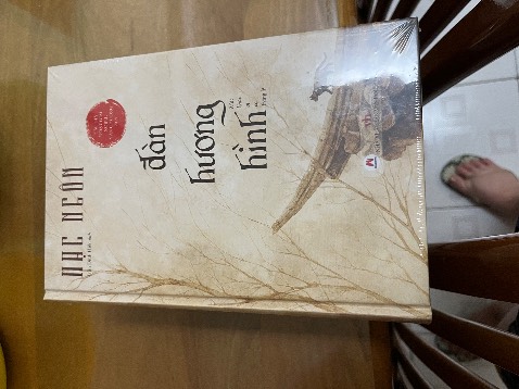 Shop đóng gói cẩn thận và giao nhanh. Sách chính hãng, giá tốt ah.