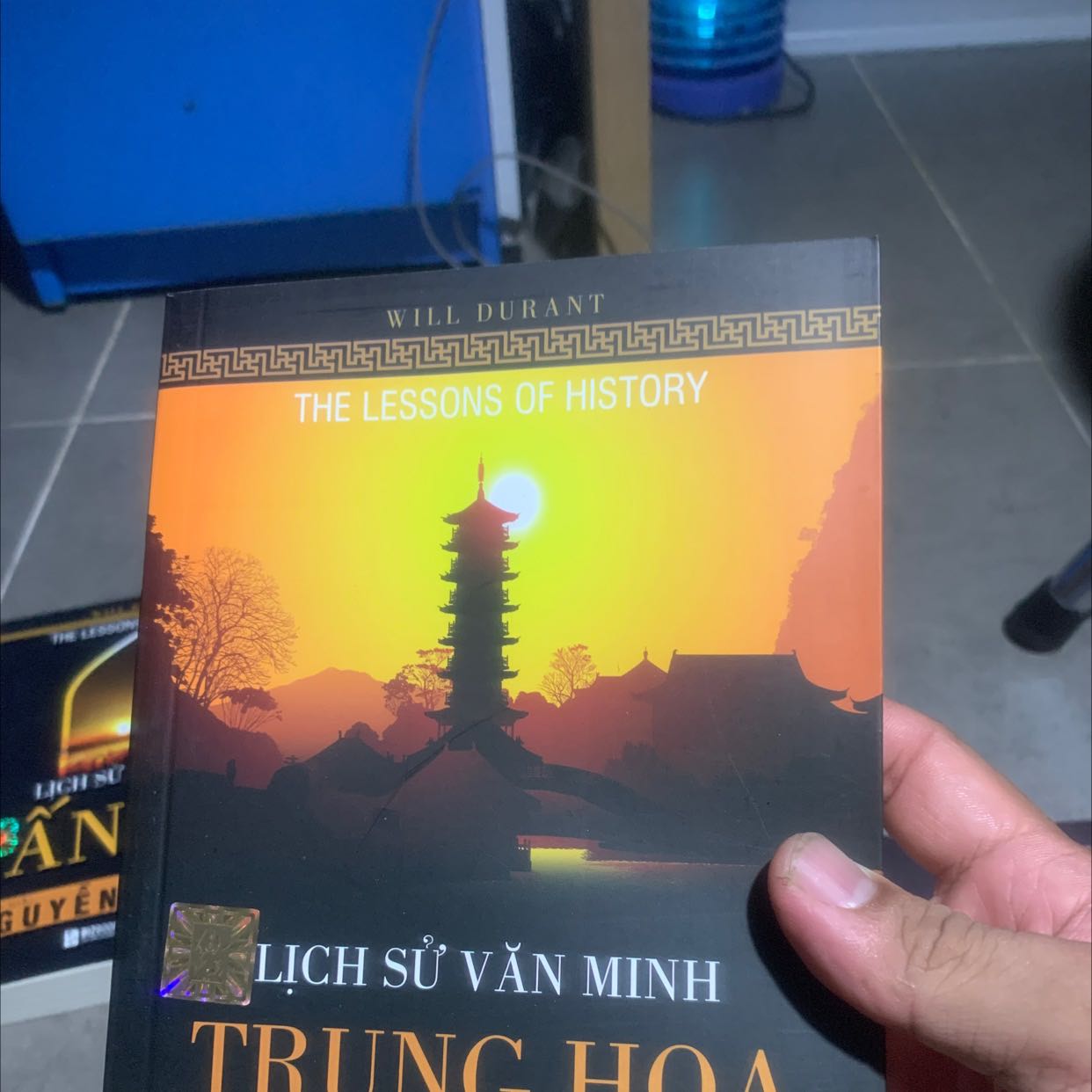 Sách hay tuyệt vời, rất đáng để sưu tầm.