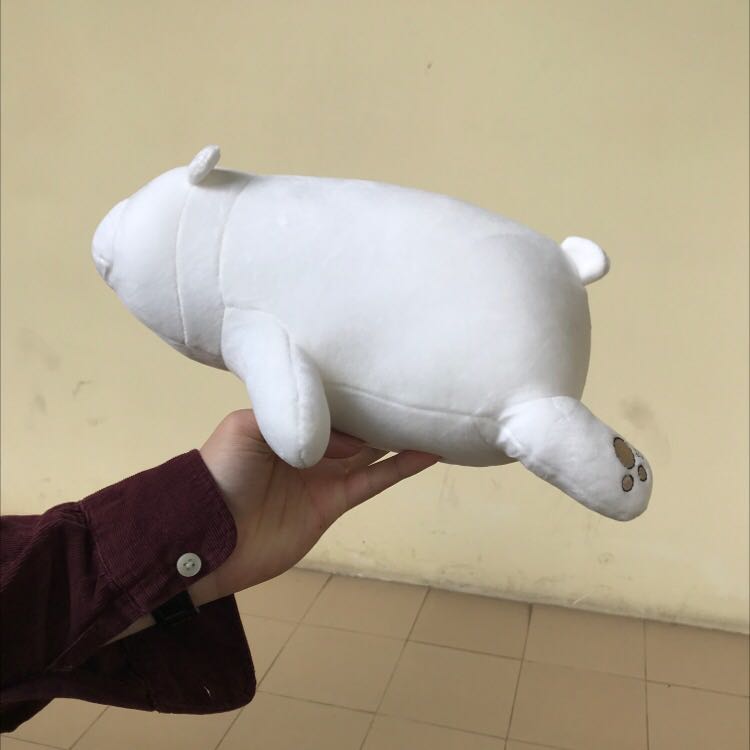 Gấu xinh, bông mềm, dễ thương. Có thể dùng làm gối đệm văn phòng.