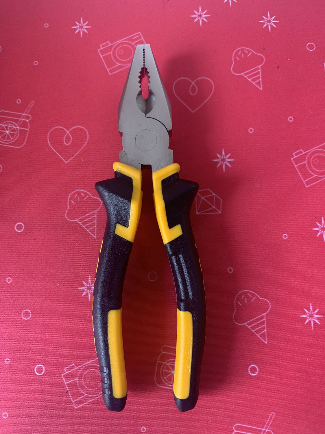 Sp giao đúng màu sắc kích thước, cầm chắc tay gói hàng đẹp