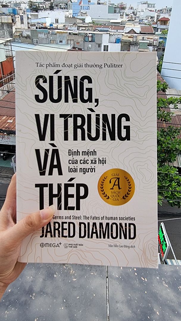 - Sách mới, thơm, nguyên vẹn. 
- Nội dung mỗi người đọc và tự cảm nhận nhé.
- Mình đọc review thấy nhiều KH than phiền với khâu đóng gói, packaging của sản phẩm. Theo ý kiến mình, cách tốt nhất để hạn chế việc hư hại sách là đặt giao nhanh 2h. Mình đã đặt cũng nhiều lần với hình thức này, sách đến tay nguyên vẹn, ổn.