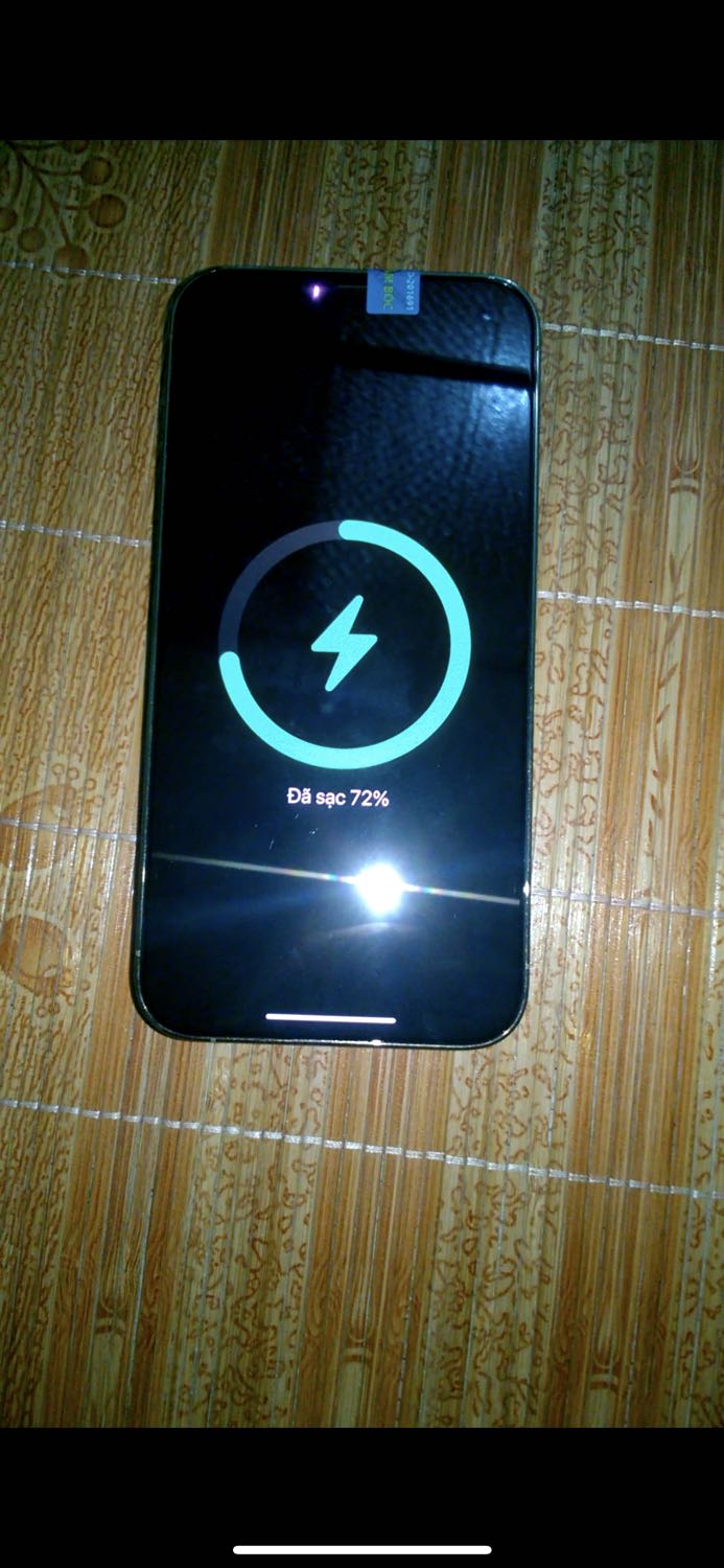 Giao hàng chậm. Mặc dù bên ngoài đơn hàng không ghi tên sản phẩm nhưng người giao vẫn biết bên trong là gì, giả sử đây là món đồ nhạy cảm thì xấu mặt lắm. Tôi sẽ cân nhắc có nên mua hàng tiki tiếp nữa hay không. Tiki dạo này làm ăn chán lắm