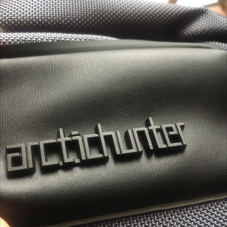 Balo đẹp như hình. Sau 24h đã nhận được hàng. Chất liệu dày dặn, để laptop rộng rãi luôn. Mình đắn đo rất nhiều trước khi mua nhưng nhận đc sản phẩm thì cực kì ưng cái bụng. Balo đẹp như hình. Sau 24h đã nhận được hàng. Chất liệu dày dặn, để laptop rộng rãi luôn. Mình đắn đo rất nhiều trước khi mua nhưng nhận đc sản phẩm thì cực kì ưng cái bụng.