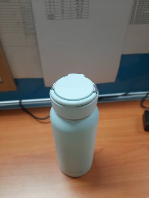 chất lượng tốt, màu sắc đẹp, nhẹ .