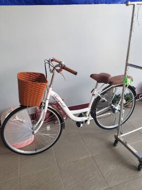 Shop cực uy tín. Giao hàng làm móp miếng chắn bùn,  mấy bữa sau hàng về vẫn nhớ gửi mình. Gửi video hướng dẫn lắp đàng hoàng, mình gặp trục trặc tối nt hỏi shop gọi luôn video *** hướng dẫn. 100đ Shop cực uy tín. Giao hàng làm móp miếng chắn bùn,  mấy bữa sau hàng về vẫn nhớ gửi mình. Gửi video hướng dẫn lắp đàng hoàng, mình gặp trục trặc tối nt hỏi shop gọi luôn video *** hướng dẫn. 100đ