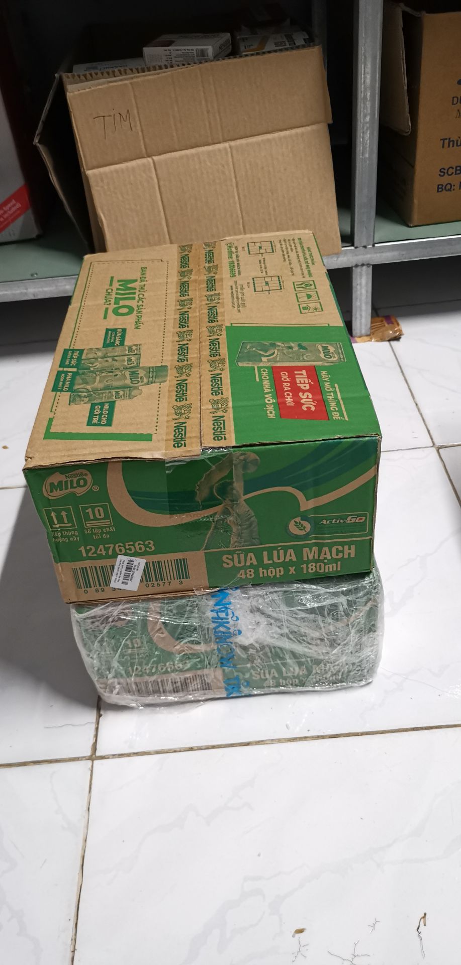 Hàng của Shop là ok. đóng gói hàng cẩn thận, giao đủ hàng, giá bán hợp lý. Mình thích khuyến mại, cứ có khuyến mại là mua ủng hộ.
Chúc Shop luôn đông khách, sẽ ủng hộ Shop ở  những lần sau.