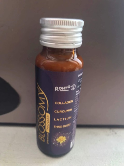 Được người quen giới thiệu nên mình mới biết đến Blossomy tím này, uống hết lốc sẽ cải thiện tình trạng khó ngủ và đau đầu. cÒN da đẹp hơn không chắc phải dùng thêm 2-3 tháng mới biết được