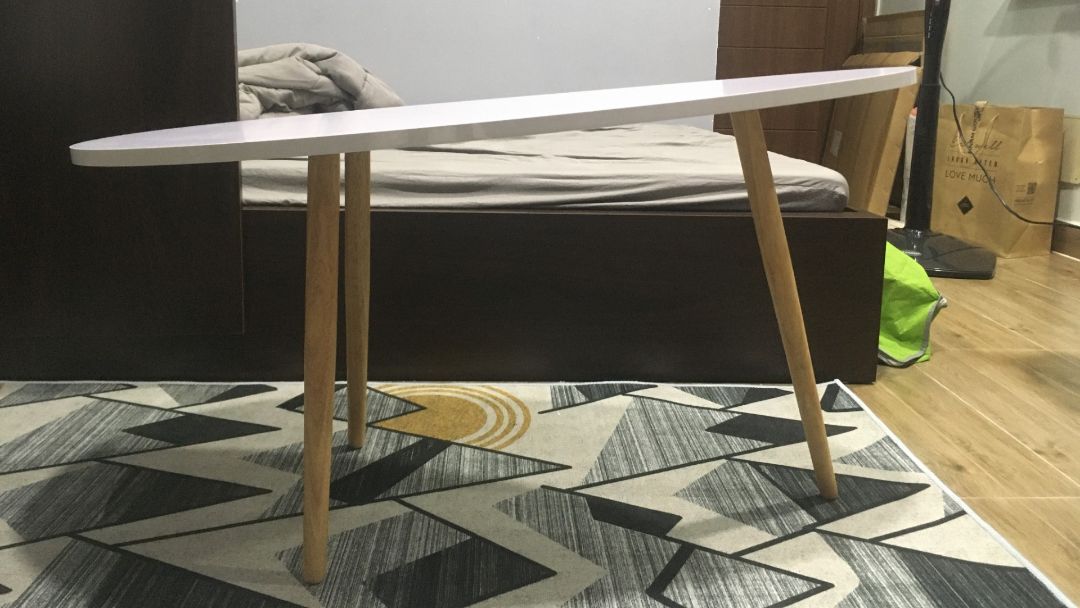 mua lần 1 thế này. liên hệ tiki đổi hàng với nhà cung cấp nhận lại y chang cái đầu. là 2 lần đều hư. cuối cùng phải liên hệ trả bàn lại.
3 sao này dành cho tiki và cskh tiki chứ không dành cho nhà cung cấp.