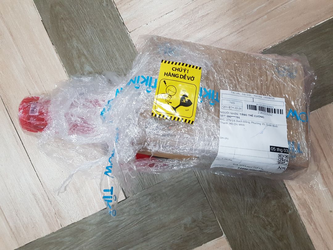 Hàng chuẩn, đúng mô tả, đẹp, chắc chắn. Đây là lần thứ 2 mình mua hàng của Điện Quang. Lần đầu mua ở ***, nhưng cách đóng gói và giao hàng của *** mình không thích lắm. Tiki đóng gói và giao hàng chưa bao giờ làm mình thất vọng. Thanks!