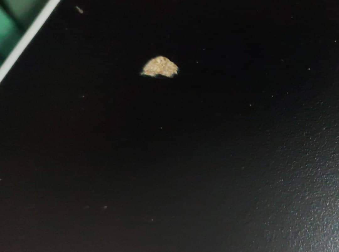 hàng bong tróc, fail, hầu như hàng nào gửi đi cũng bị fail, cứ tưởng những nhận xét trên này thì cái bị fail, cái không nhưng xui sao lại dính fail.