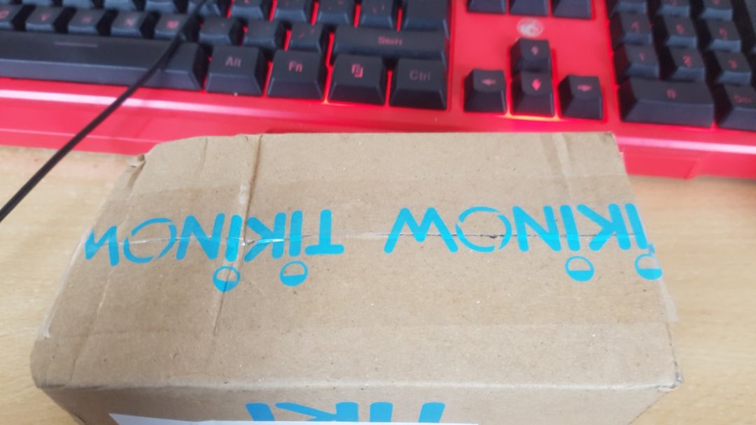 Không nhận được quà tặng kèm.