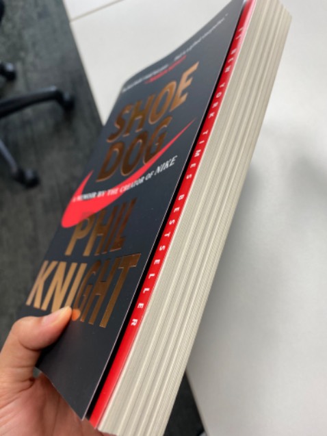 Không được cứng cáp. Các trang không đều nhau.