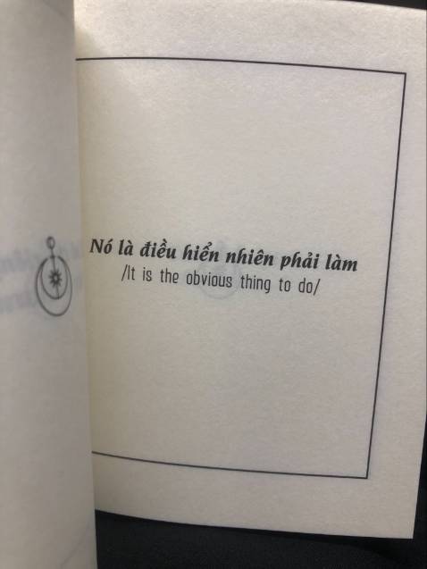 Đừng cố mở nhiều lần khi bạn chỉ tin vào điều mình muốn tin. Mình nhận thấy nếu lần nào mình thật sự chú tâm vào điều muốn hỏi và càng tập trung kết nối năng lượng với cuốn sách thì câu trả lời nhận được sẽ càng rõ ràng và chính xác. Còn lần nào hỏi chớt quớt thì đáp án sẽ không chuẩn. Nếu tin vào tâm linh, bạn sẽ cảm nhận được sự kết nối đặc biệt với cuốn sách bạn sở hữu và những chỉ dẫn sẽ giúp bạn rất nhiều. Nếu chỉ sử dụng để giải trí, vui lòng bỏ qua đánh giá của mình.
