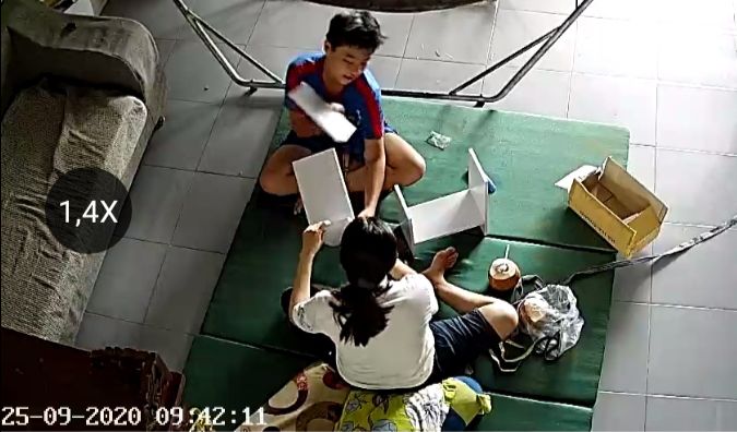 Đã nhận được hàng rồi, tuy không có hướng dẫn nhưng cũng dễ dàng lắp ráp. Hàng đóng gói cẩn thận, đầy đủ ốc vít. cứng cáp, chất lượng rất tốt, chắc chắn. Rất hài lòng.