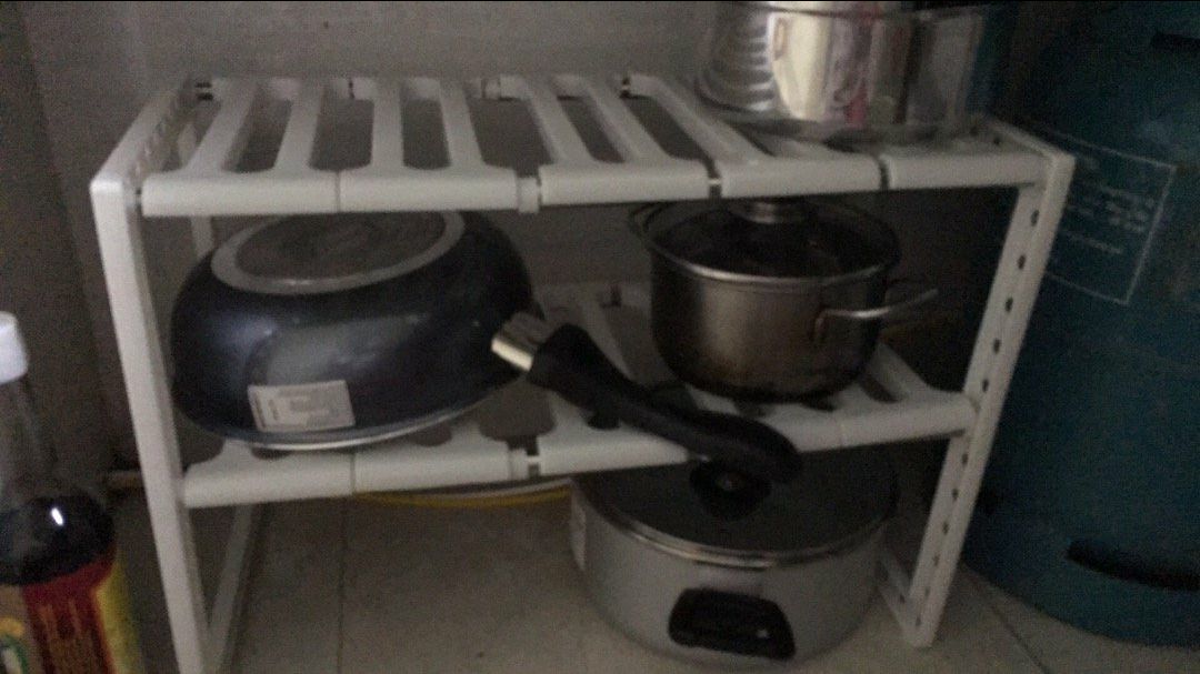 Kệ nhìn cũng châc chắn, để dưới gầm râdt tiện,