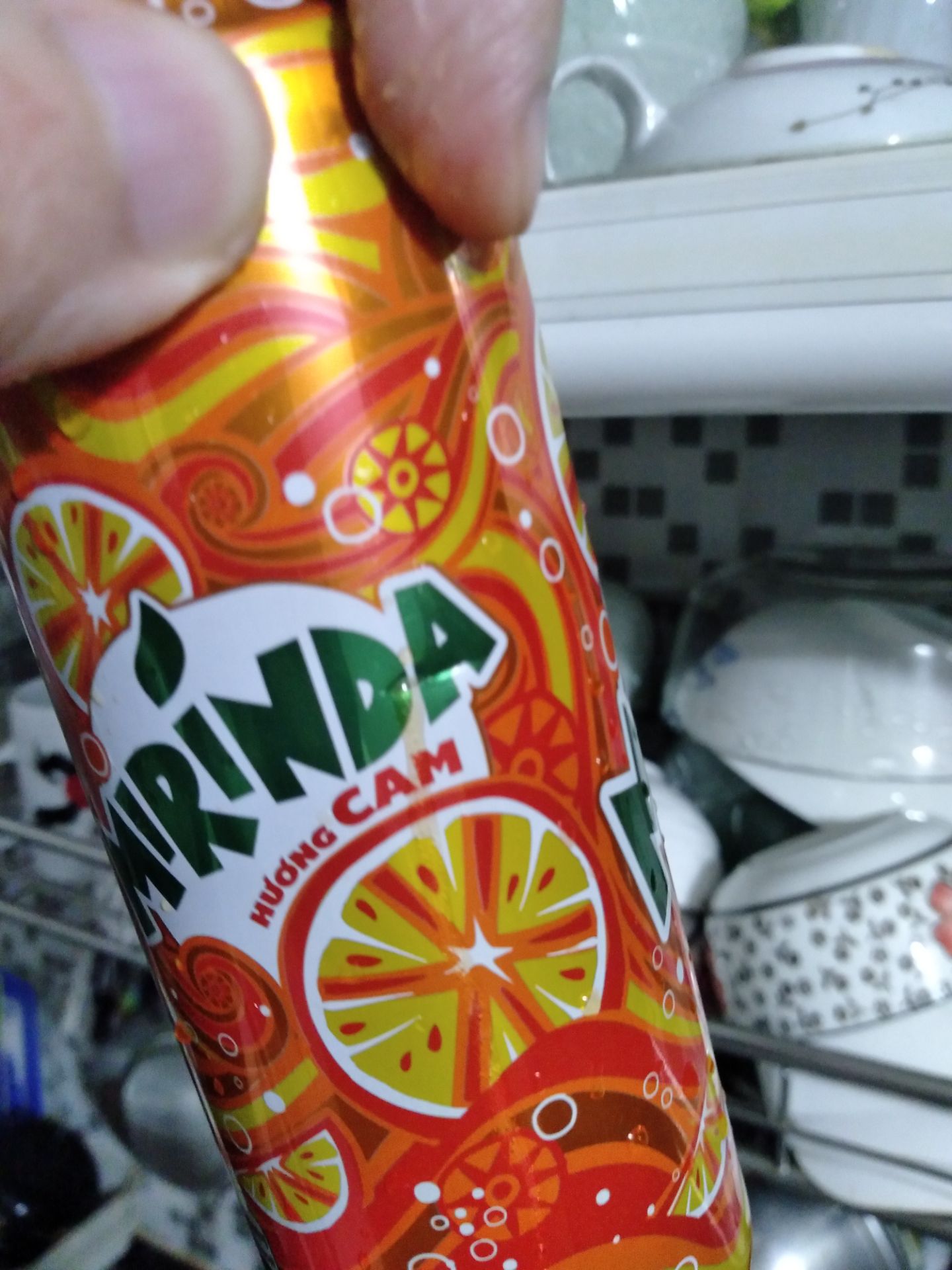 1 *** bị lủng chảy nước ra rồi. Nhà cung cấp có trừ bớt tiền 1 *** lại không?