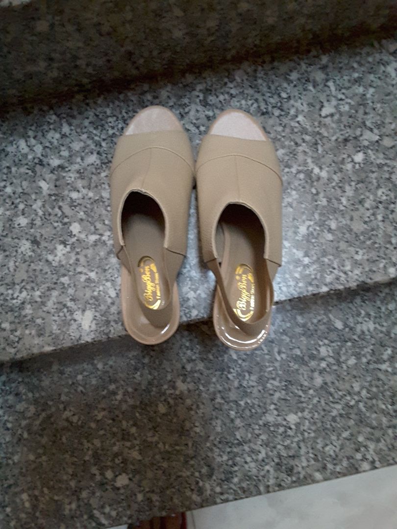 Giày da bò thật ..giá cả phù hợp ..Cám ơn shop và Tiki