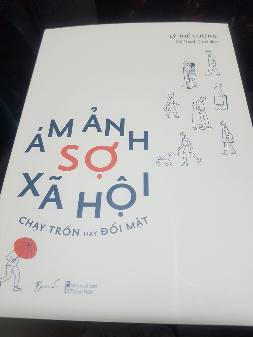 Tiki giao hàng nhanh, đóng gói cẩn thận, về mặt nội dung sách, mình chỉ mới đọc sơ, đối với cá nhân mình thì mình cảm thấy tạm được, không quá xuất sắc như mình nghĩ. Các tình huống giao tiếp chung chung như đứng trên lập trường của một người giao tiếp kém thôi chứ không phải một người đang gặp vấn đề như tựa sách đề cập