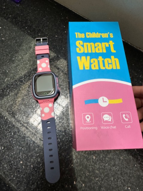 Chất liệu tốt, nghe gọi ổn, dễ kết nối với đt, shop nên bổ sung hướng dẫn sử dụng bằng tiếng Việt. Sản phẩm OK so với tầm giá.