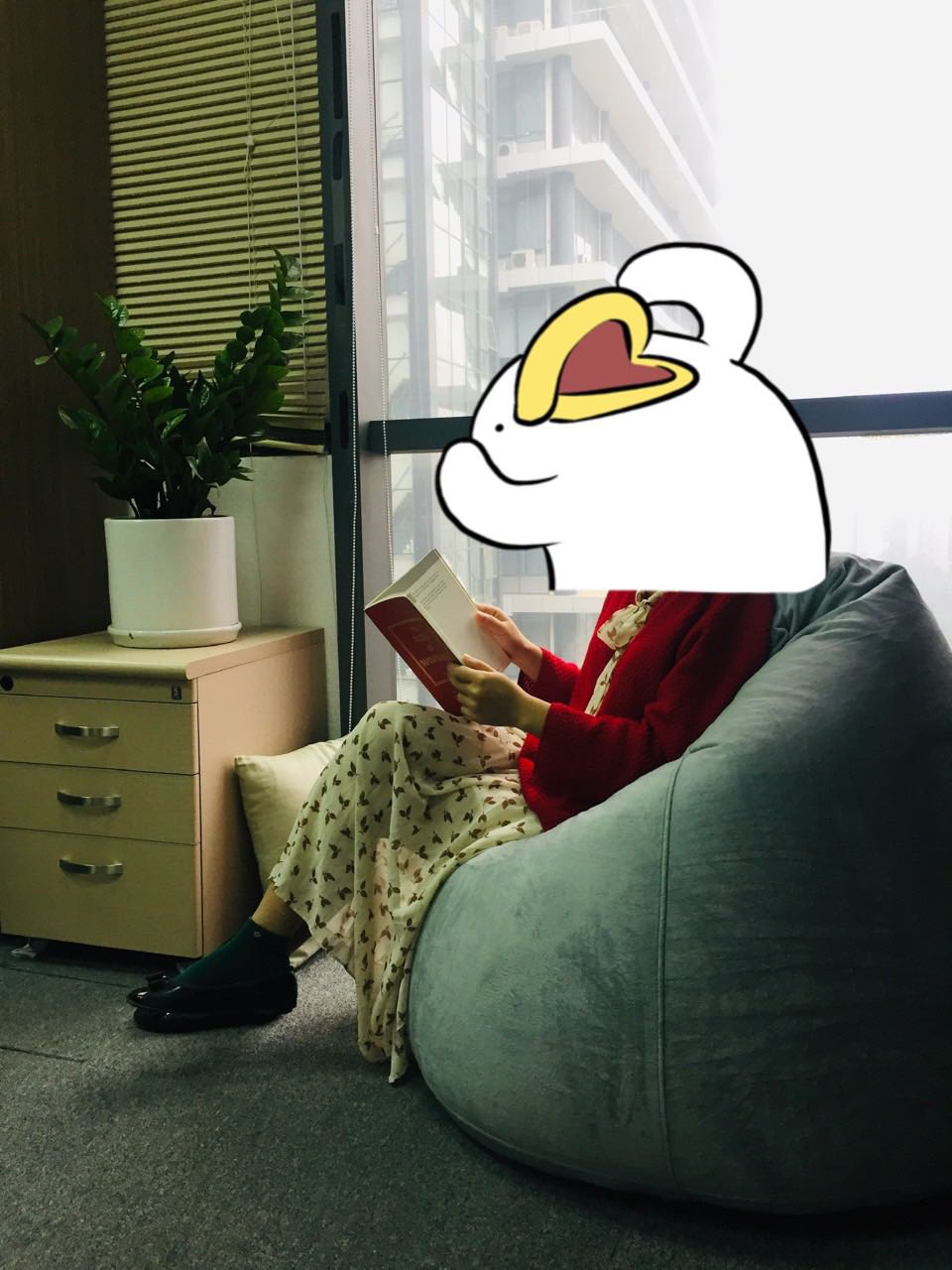 Ghế ngồi dễ chịu.
Giao hàng đúng hạn.
Ko có gì phải chê trách. Ghế ngồi dễ chịu.
Giao hàng đúng hạn.
Ko có gì phải chê trách.