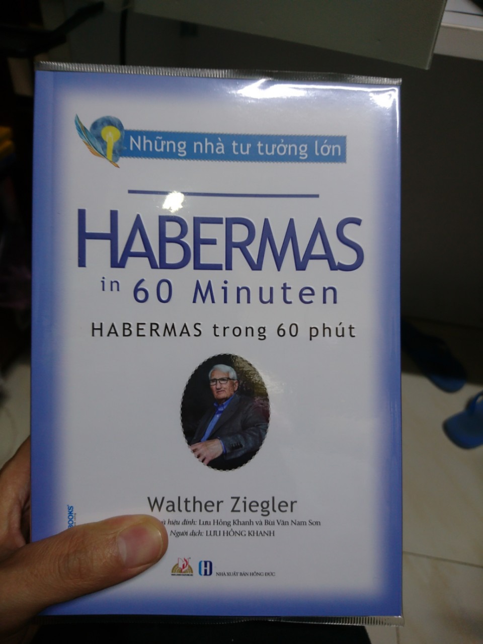 Habermas đã khám phá ra động lực của sự phát triển nhân loại thông qua một hiện tượng thường ngày rất đỗi đơn giản là ngôn ngữ.