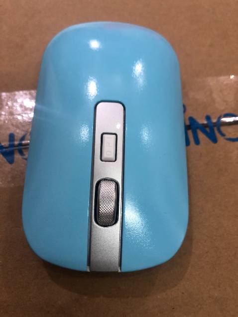 Giao hàng nhanh, nhân viên bên tiki nhiệt tình 
chuột đẹp ưng ý mình khá thích màu này rất đẹp