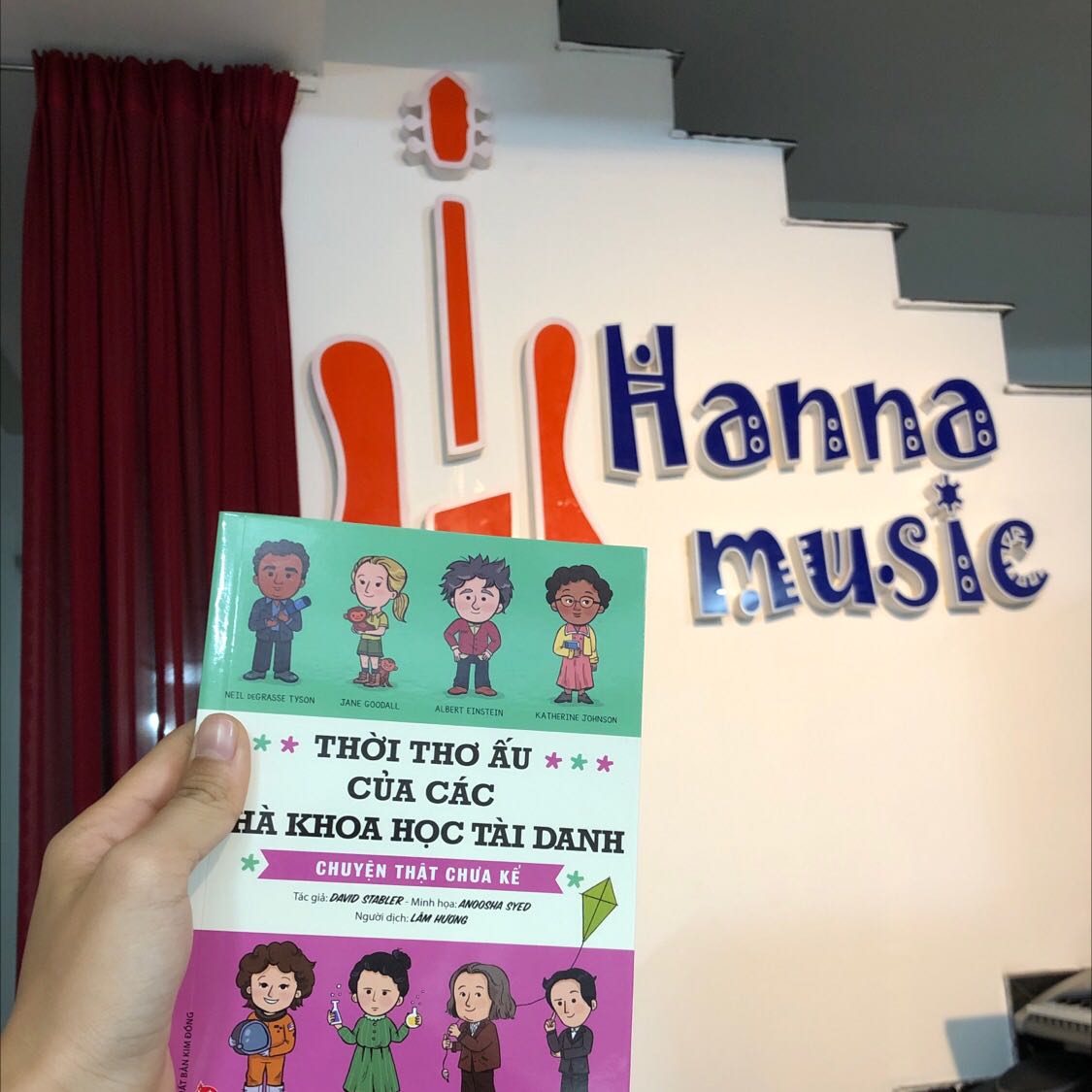 Sách hay, sạch sẽ, giao hàng ok