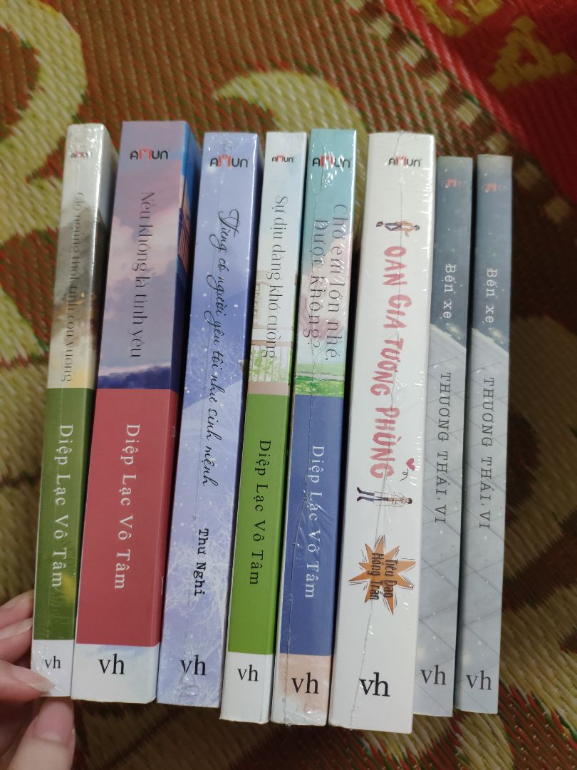 ảnh chỉ mang tính chất minh họa :D 
sách dễ thương , có tranh màu hợp với trẻ . m mua với giá 2k 1 quyển nên k có gì để phàn nàn