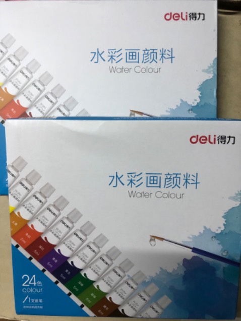 Hộp màu gọn nhẹ, đầy đủ dụng cụ, tiện dụng, chuẩn bị cho năm học mới đầy màu sắc. Các bé rất thích.