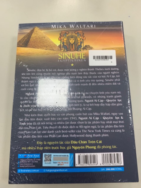 Sách đẹp, đóng gói cẩn thận, còn nguyên seal. Nội dung chưa đọc nên chưa thể đánh giá tổng thể được, đọc xong sẽ đánh giá phần nội dung sau