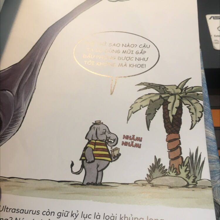Chất lượng giấy và màu đẹp hơn nhiều so với giá tiền nha các bạn, mình săn sale quyển này dịp Dọn kho mỗi tội giao hàng lâu quá, qua cả Noel mà đặt từ hôm 16/12, thế là k tặng đúng dịp dc