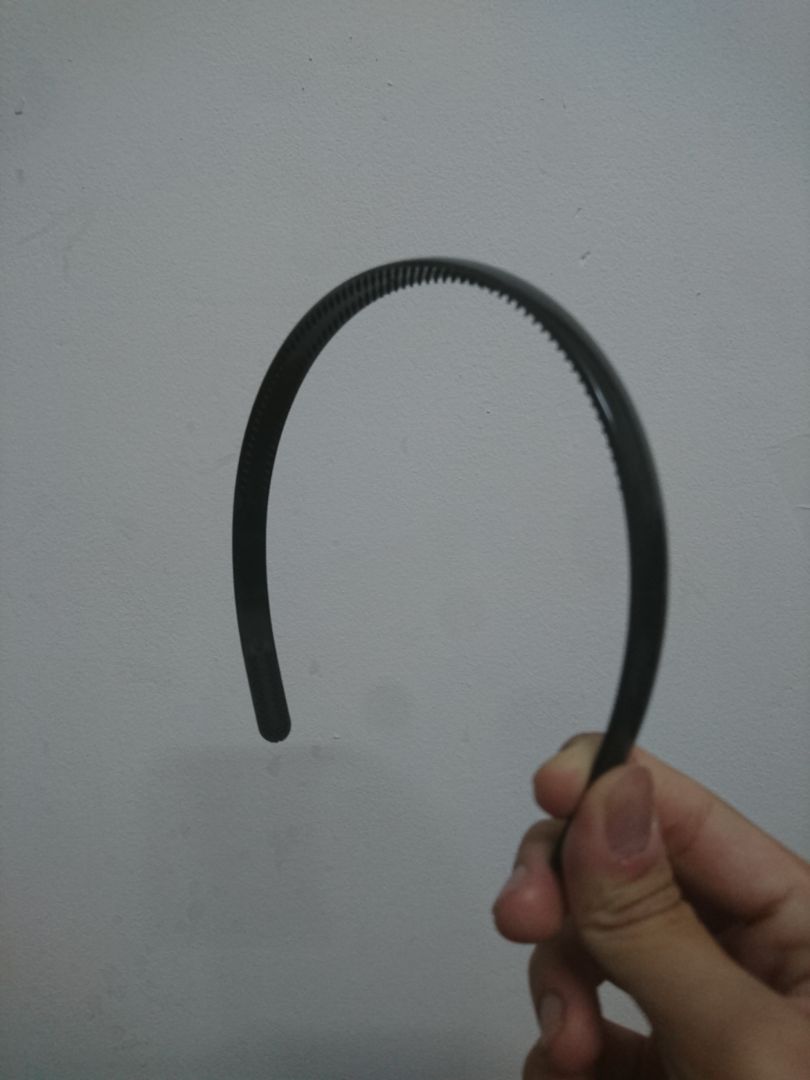 Cơ bản là hài lòng. Giao hàng khá là nhanh, sản phẩm cũng ổn, giá rẻ, sử dụng tốt. Một điểm duy nhất về ngoại hình là nó là nhựa bóng cá nhân mình không thích lắm thôi, nếu là nhám mờ thì tốt hơn nhiều.