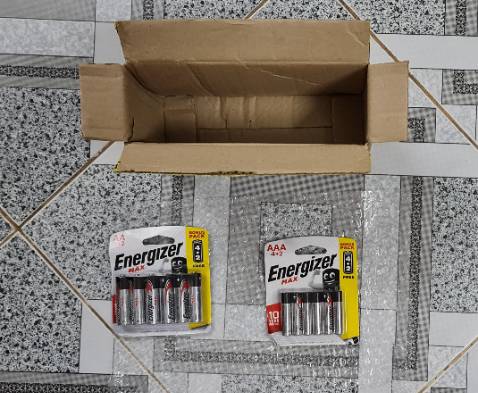 Hàng đúng như mô tả. Sử dụng tốt. Đóng hộp hơi lớn. Có miếng xốp bóng khí. Chỉ để cùng trong hộp, chứ không bọc sản phẩm. Nên đóng hộp vừa với kích thước và bọc xốp cho sản phẩm thì tốt hơn. Cảm ơn mọi người đã đọc đánh giá của mình. Trân trọng !