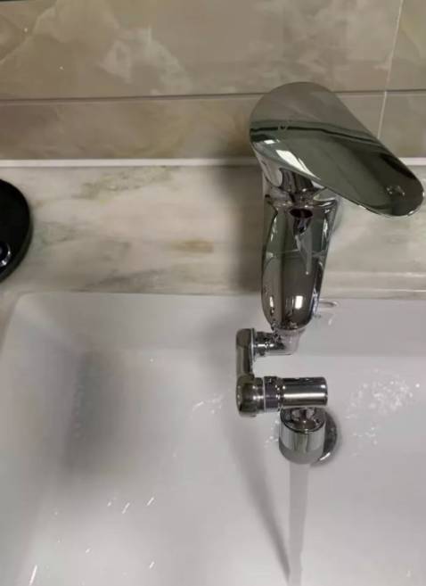 Vòi chuẩn hàng inox hàng tốt. Tiện lắm