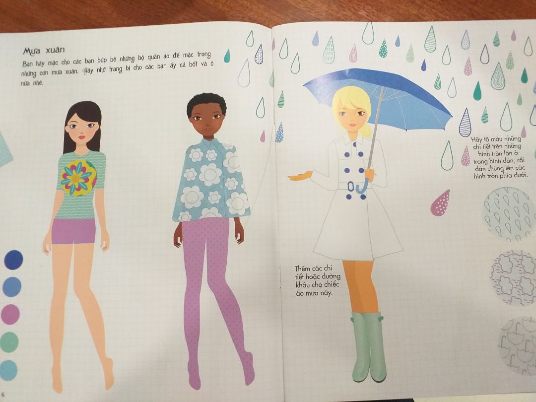 quá nhiều màu trắng, màu sắc đơn điệu, decal dễ rách, mỏng
khuôn cắt giấy cẩu thả và không tỉ mỉ.
sách dán sticker tệ quá.