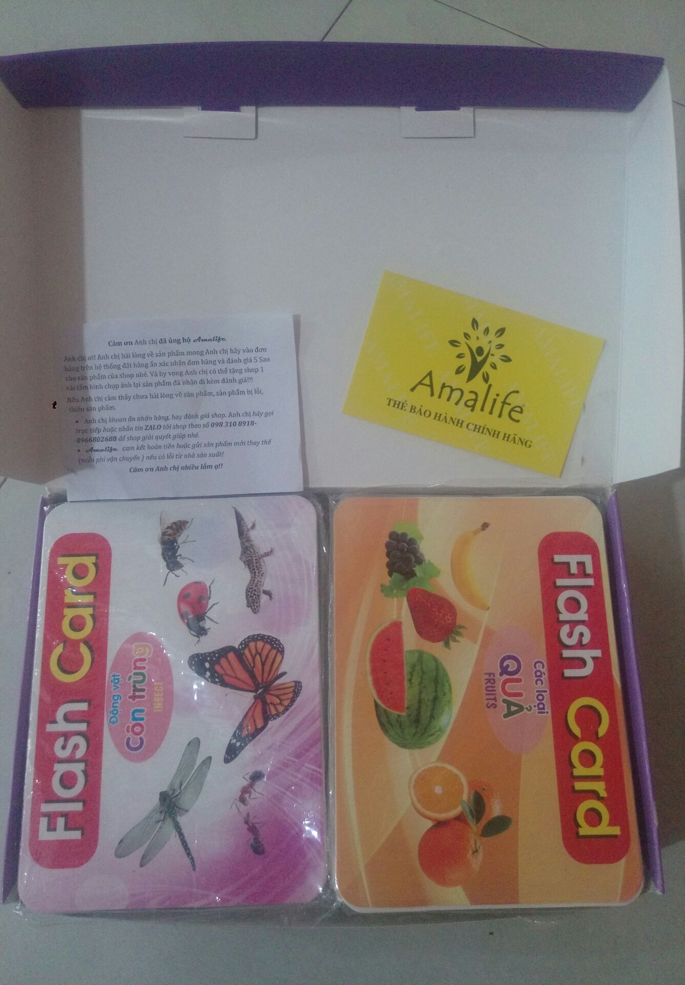 Giao hàng nhanh hơn dự kiến. Đóng gói cẩn thận. Sản phẩm rất ok. chất giấy cứng cáp. Màu sắc in rất đẹp tươi sáng rõ nét. Khổ to dễ nhìn. 
Mình góp ý là phần rau củ thì để những rau củ có nhiều màu sắc thì bé sẽ thích hơn.