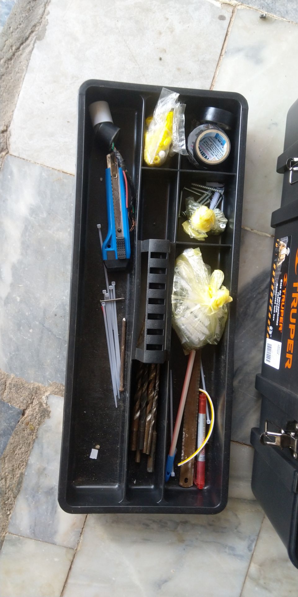 Sản phẩm đẹp , to rộng đựng đồ được nhiều, thùng được gia công chắc chắn