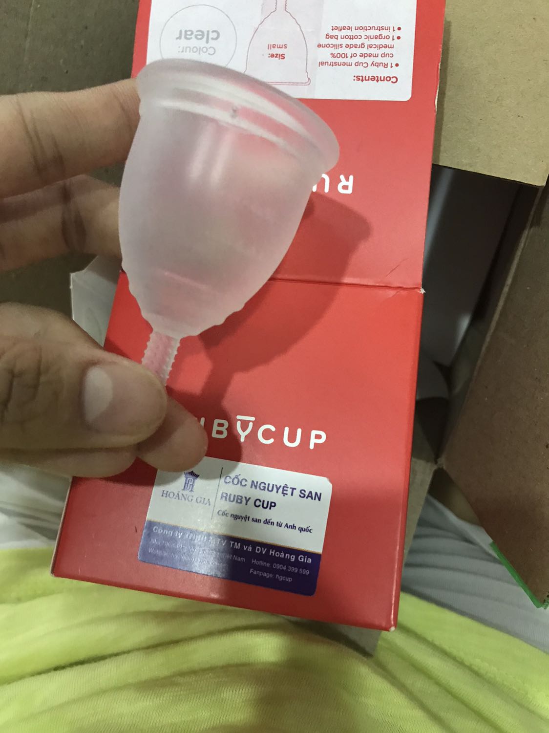 Đã nhận hàng, cảm quan ban đầu thì cốc hơi cứng nhưng hy vọng khi sử dụng sẽ hợp và vừa, có điều giao hàng hơi lâu