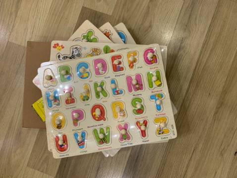 ☑ Nhận được hàng trong một buổi chiều mưa nhẹ của Hà Nội.

☑ Giao hàng rất nhanh, đặt buổi tối hôm trước. 10h hôm sau mình đã nhận được hàng rồi.

☑ Sản phẩm có màu sắc bắt mắt. đa dạng về chủ đề.

☑ Giúp Bé nâng cao IQ, rất tốt cho học tập.

☑ Mình sẽ ủng hộ Shop trong những mẫu sản phẩm mới tiếp theo.