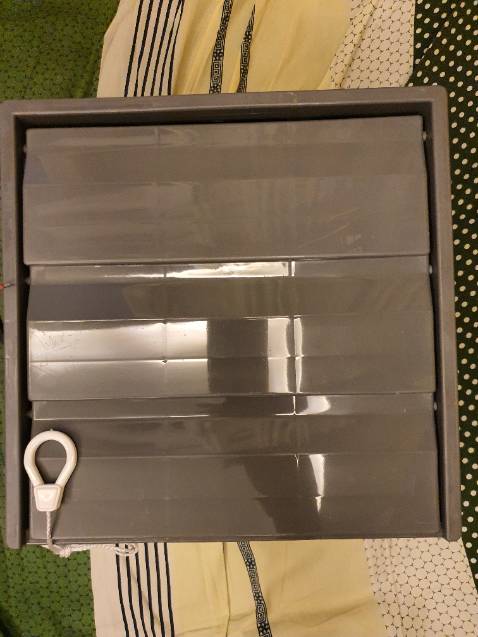 Shop đóng gói kỷ, giao hàng nhanh. Sản phẩm đúng như mô tả. Quạt đẹp, sử dụng tốt, hút, thổi mạnh. Cảm ơn Shop và Tiki.