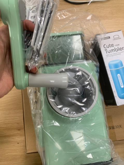 Shop này bán mấy đồ xịn ghê shop gửi đủ lưỡi trông xinh nhắm mng ạ độ bền tốt mọi thứ quá perfect với shop này 100đ giao hàng nhanh ghê