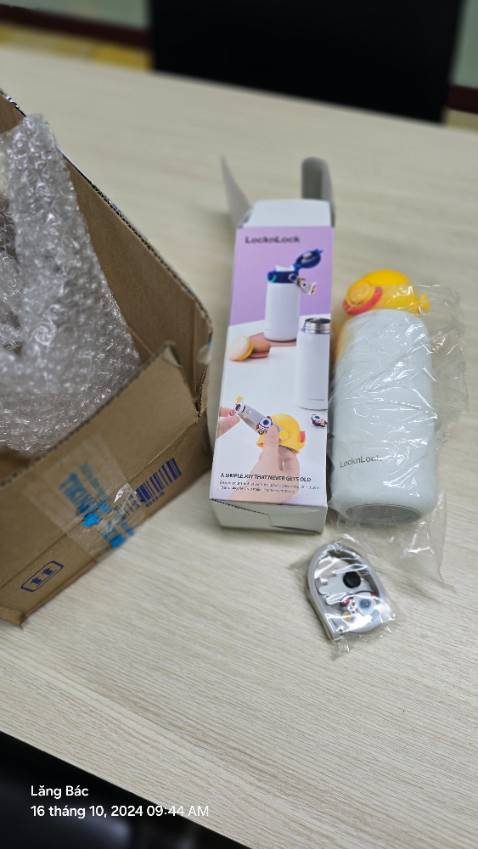 Giao hàng siêu nhanh, đặt chiều hôm qua sáng nay giao. Ủng hộ tiki 5 sao