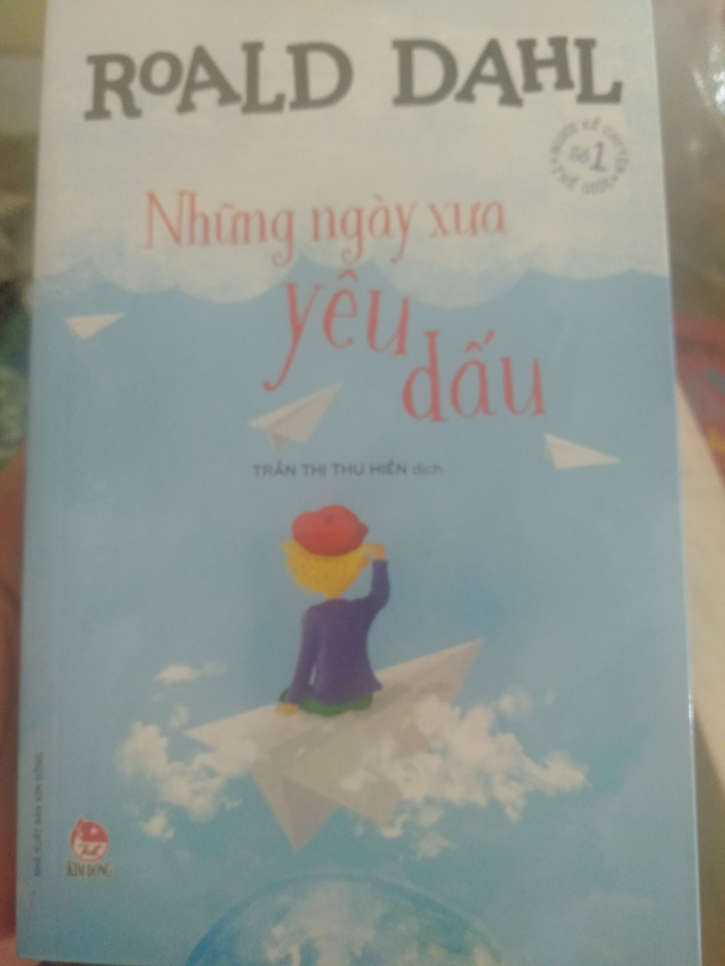 truyện nội dung mới lạ sách còn khá mới bìa gáy rất tốt truyện nội dung mới lạ sách còn khá mới bìa gáy rất tốt