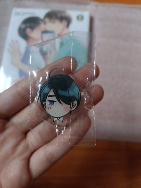 Đóng gói cẩn thận, truyện không bị df, đầy đủ good, bản đb nên đc bọc seal