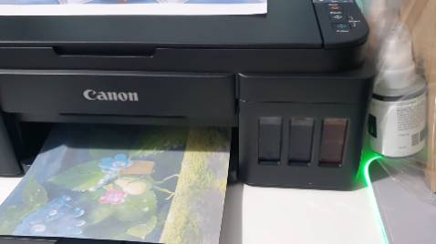 Gửi đúng mẫu, máy in kêu hơi to, in tốt, scan, copy, dùng wifi ổn. Mực đẹp