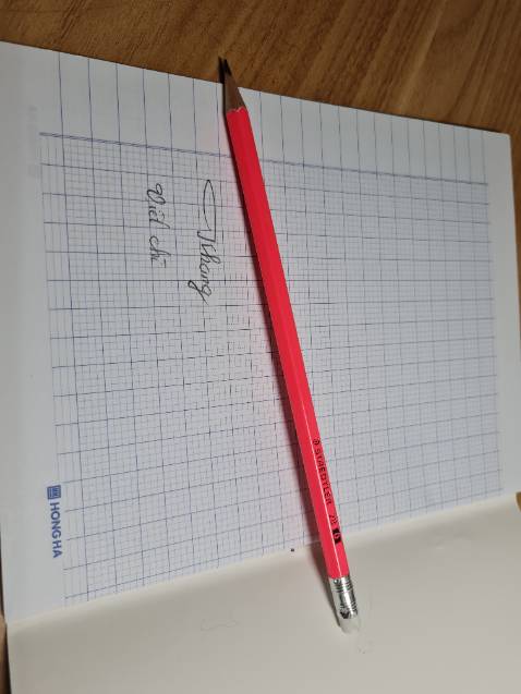 Vuêts rõ nét, ngòi mềm dễ viết, màu sắc nổi bật ,bắt mắt, bé thích lắm