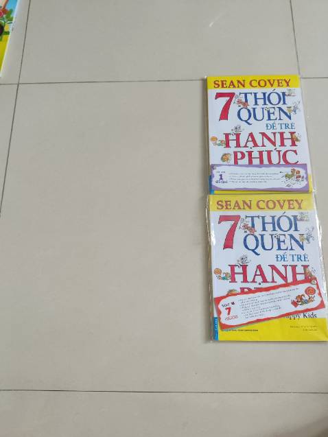 Hữu ích, sách giấy chất lượng màu sắc rất đẹp, có đính kèm 7 thói quen cầm tay rất dễ mang theo đi dộng