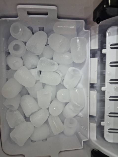 Tầm 10p 1 mẻ. Dc 10 viên đá no tròn. Rất đáng mua. Mình để cơ quan siêu tiện lợi. Dùng nhà ít người cũng rất ok.